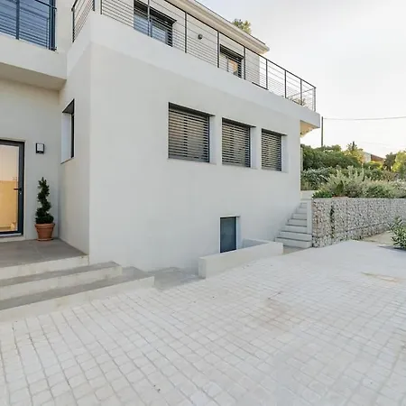 Hedone, 8 Pers, Piscine Chauffee Villa Hyeres